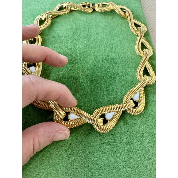 Vintage Givenchy Gold Tone with White Tear Drop Inset Collar Necklace 1980's - Picture 8 of 8